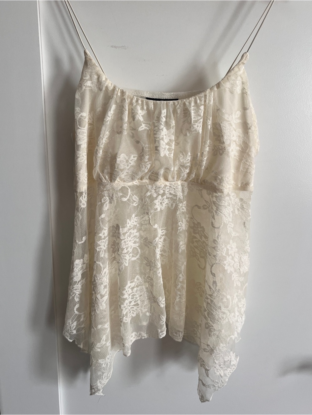 Lace Overlay Spaghetti Strap Camisole in Cream